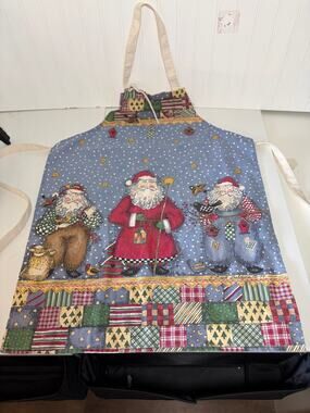 Vintage 1984 Christmas Kitchen Apron 3 Santa Patchwork Border Blue Background